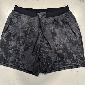 lululemon license to train shorts